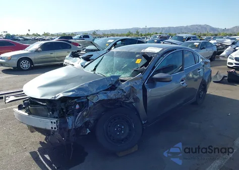 2015 Nissan Altima 2.5/S/Sv/Sl из США, поврежденный, VIN 1N4AL3AP4FC267146